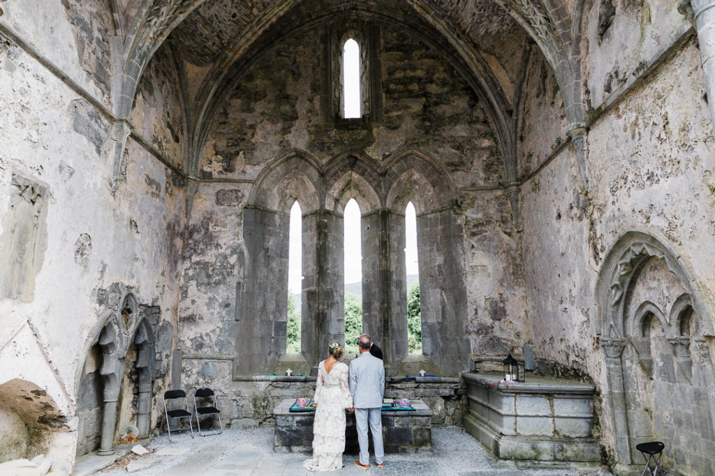 Romantic Irish elopement in Co. Clare, Irish castle elopement