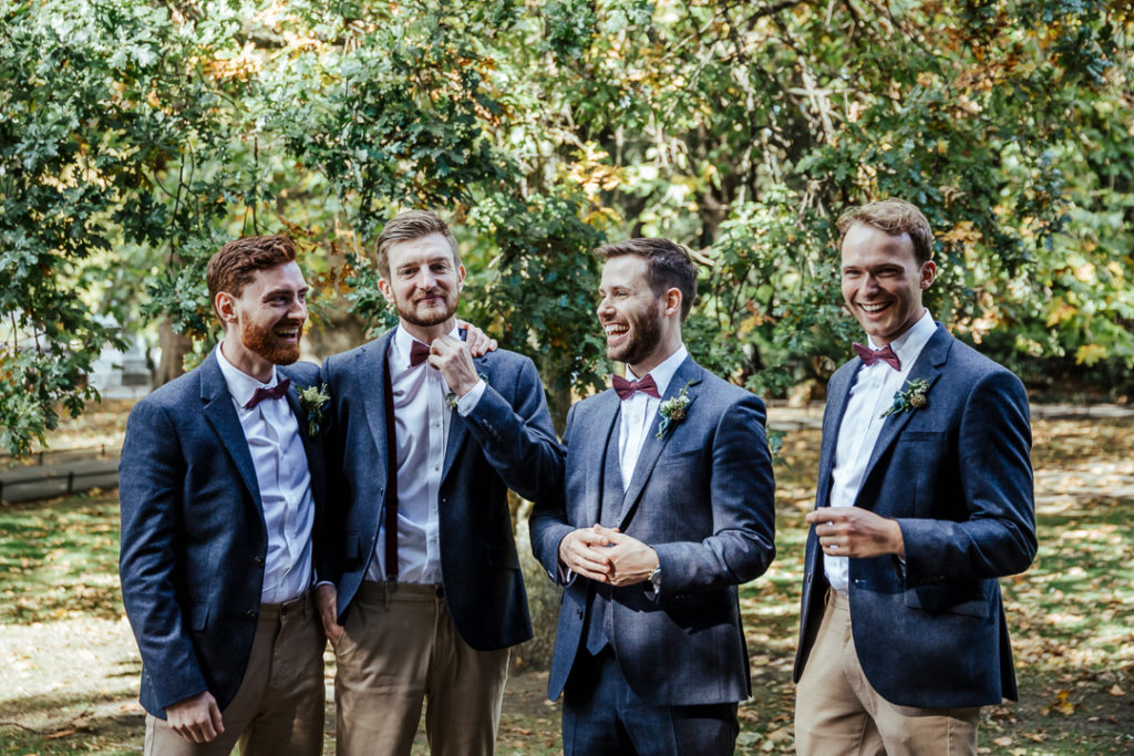 St. Stephen's Green wedding photos, Stylish and cool Dublin City Wedding Fallon and Byrne wedding by Olga Hogan Photography (2)