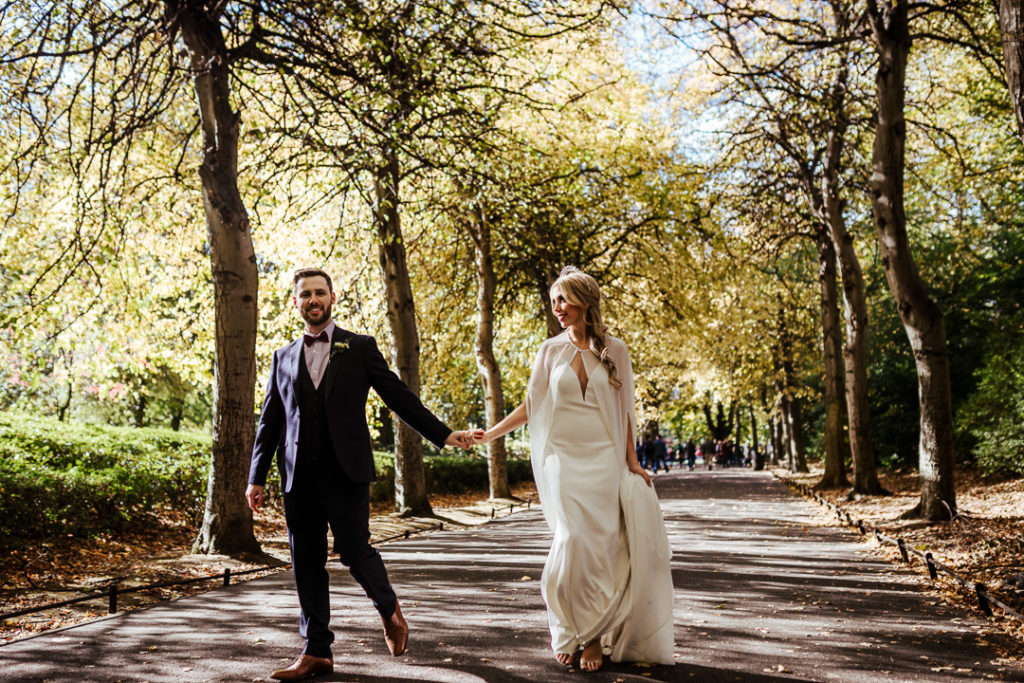 St. Stephen's Green wedding photos, Stylish and cool Dublin City Wedding Fallon and Byrne wedding by Olga Hogan Photography (2)