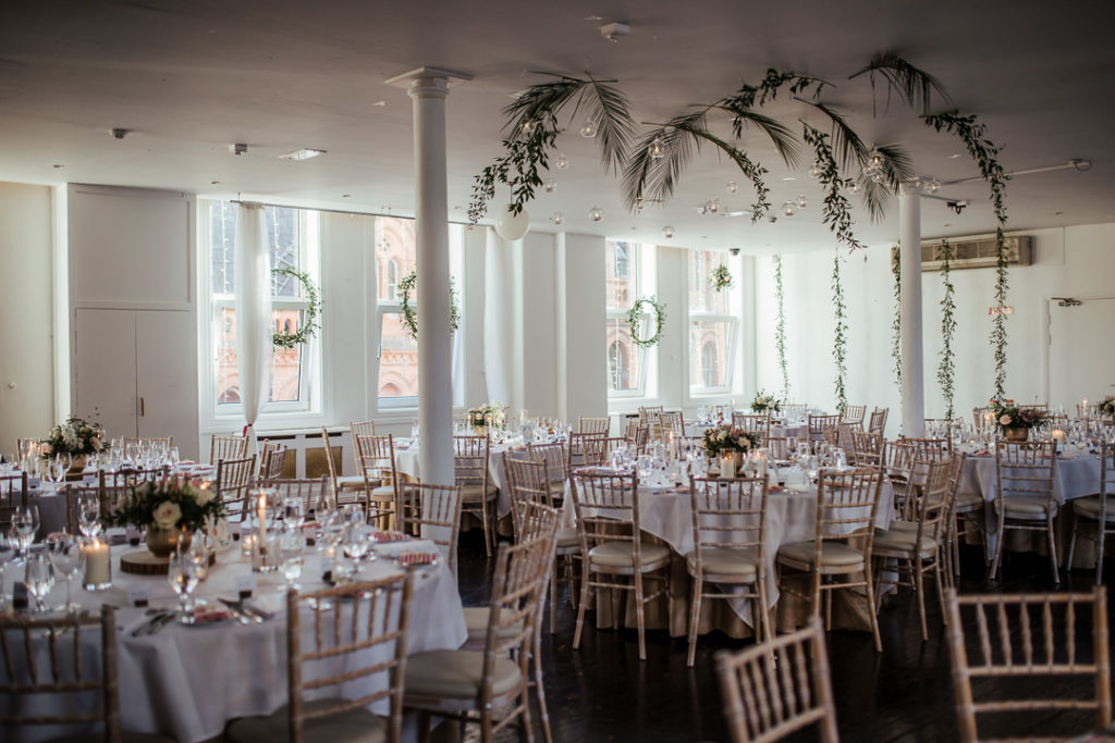 Fallon and Byrne wedding, Stylish and cool Dublin City Wedding Fallon and Byrne wedding by Olga Hogan Photography (2)