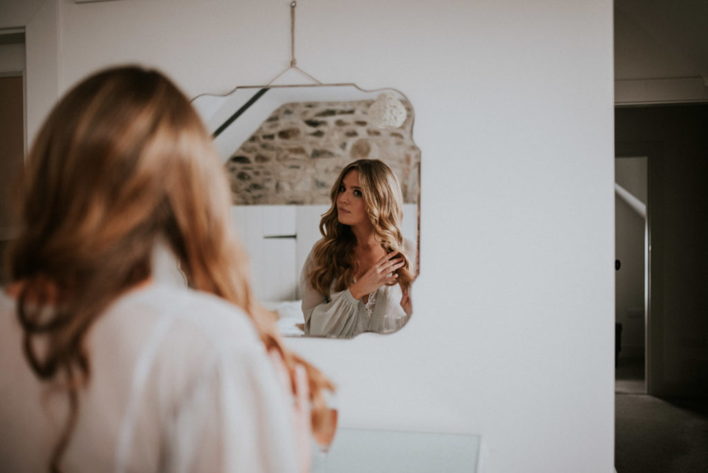 bride getting ready, wedding day glamour, bridal makeup