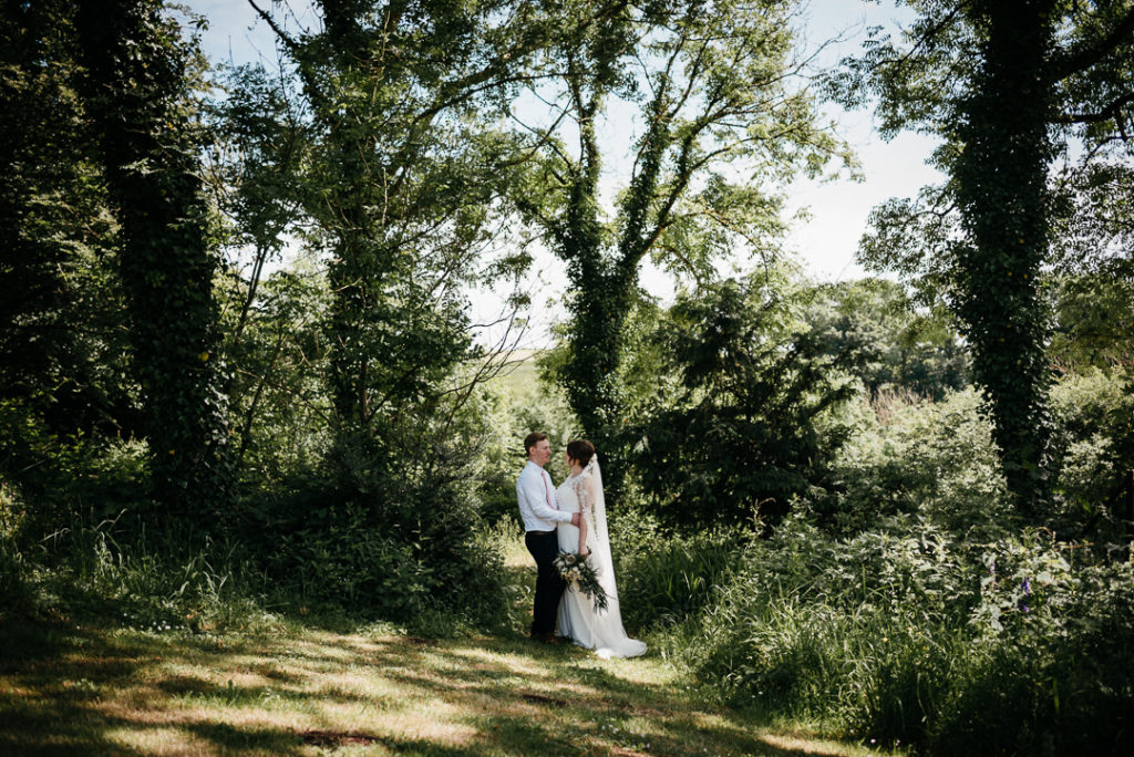 Garden Party wedding in Broadway Country House in Wales by Elaine Williams Photography (91)