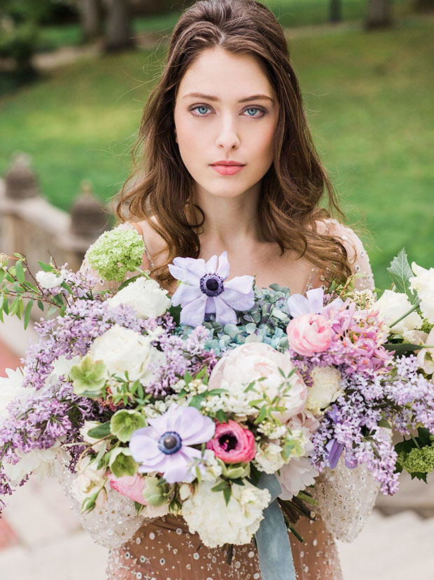 An Essential Guide to Spring Wedding Flowers | onefabday.com