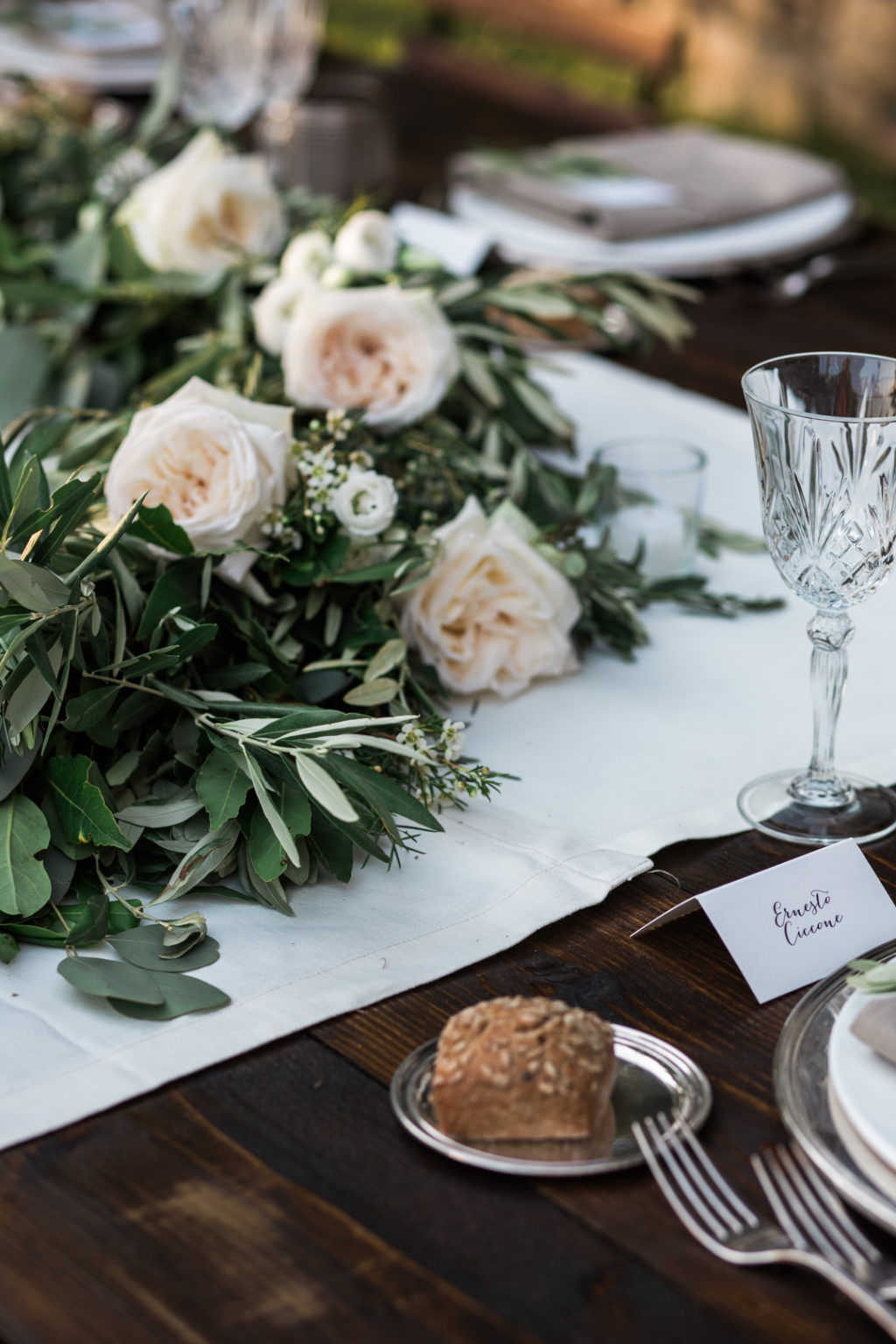 rustic al fresco wedding decor, Tuscan-inspired wedding decor