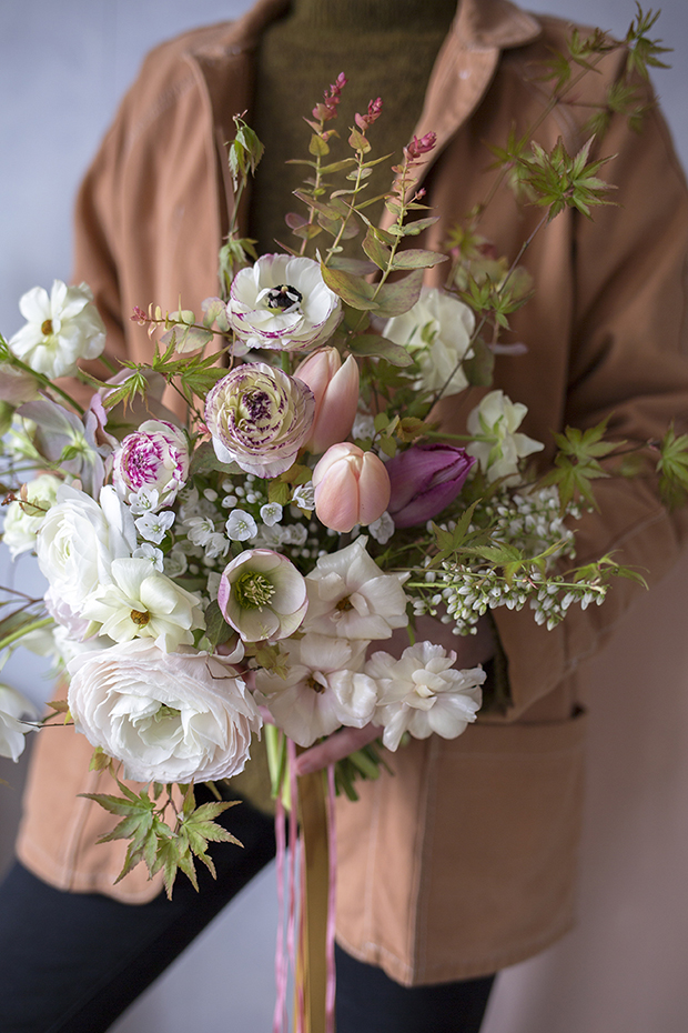 An Essential Guide to Spring Wedding Flowers | onefabday.com