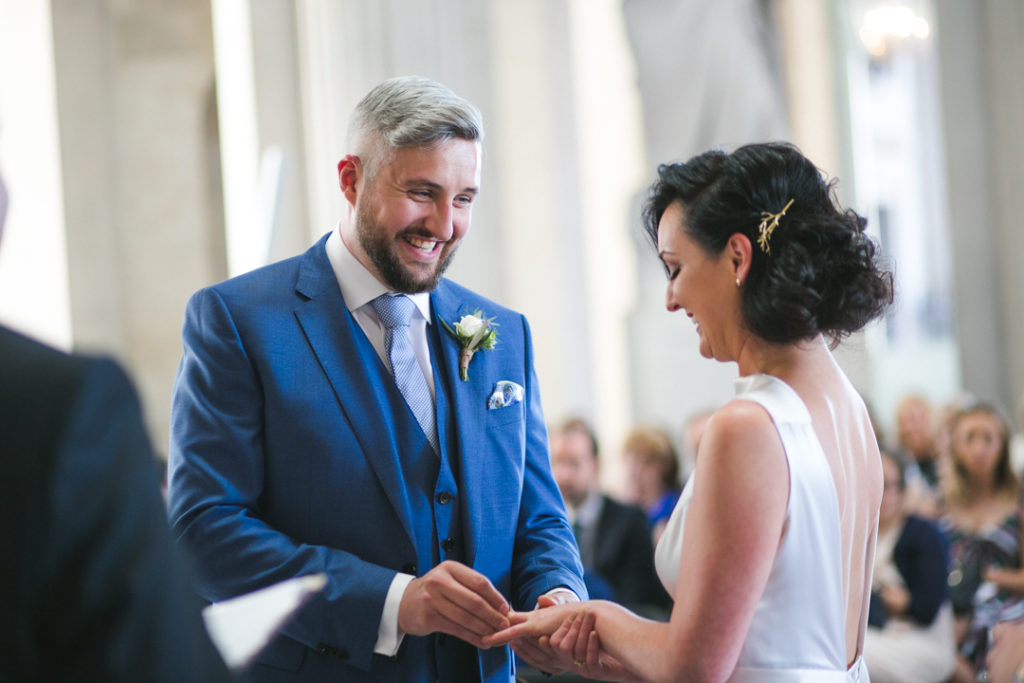 elegant wedding in dublin city hall