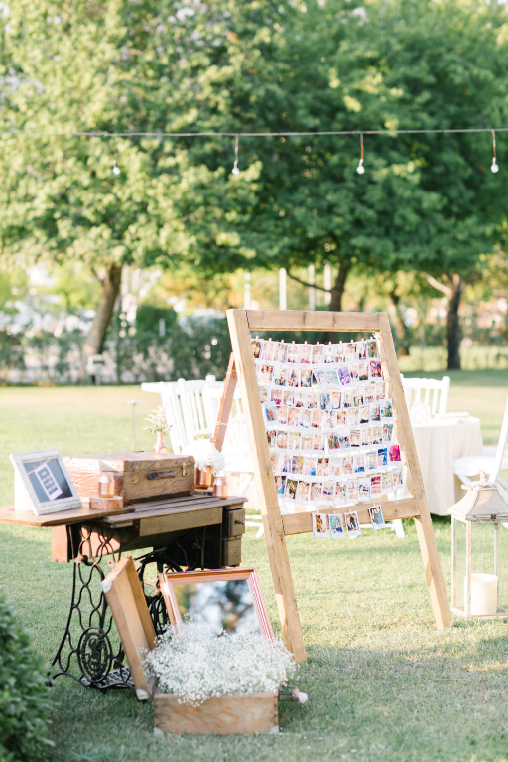 wedding photo display