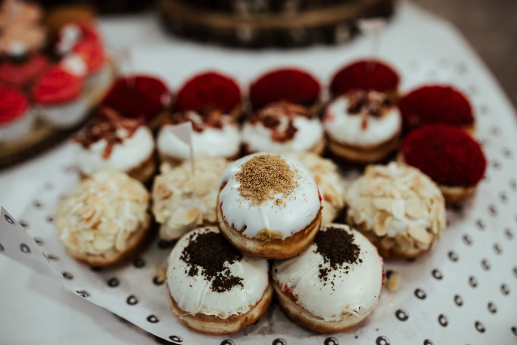 wedding donut bar