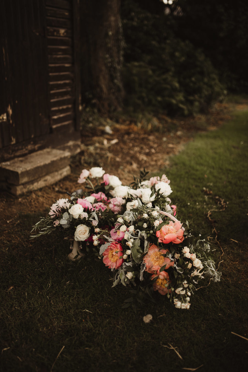 cool, rustic, colourful wedding centrepiece