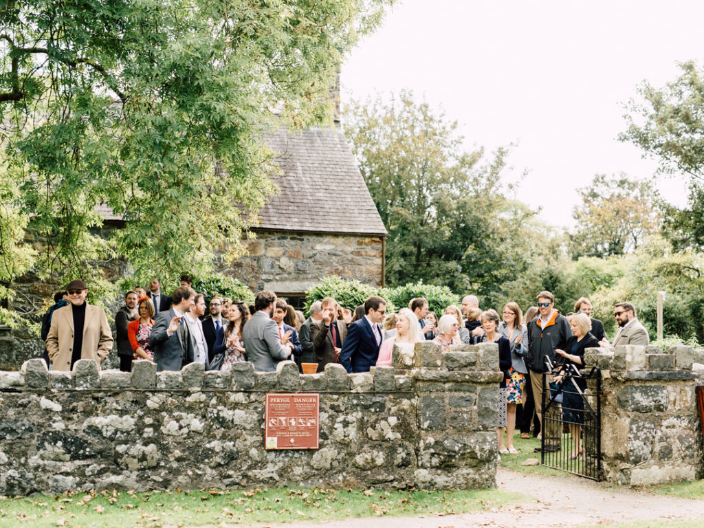 Autumnal wedding in Wales, Welsh wedding at Ty Coch by Heldd Roberts Photography (9)