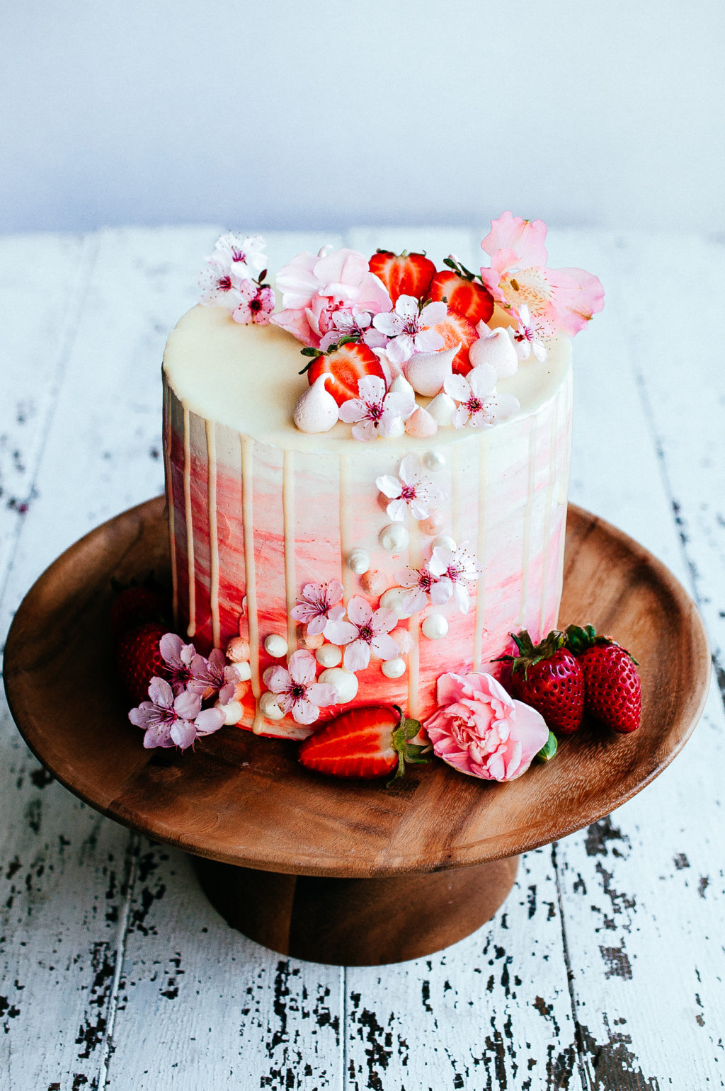 Summer Berry Wedding Cakes | One Fab Day