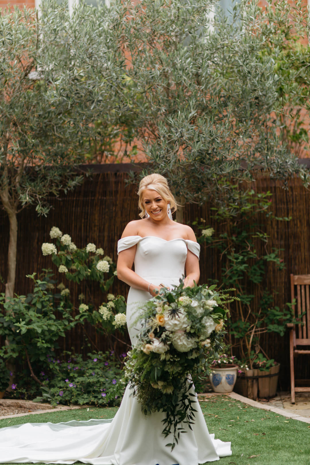 Dublin city hall wedding, Dylan Hotel wedding by Paul McGinty Photography, pronovias atelier wedding dress,