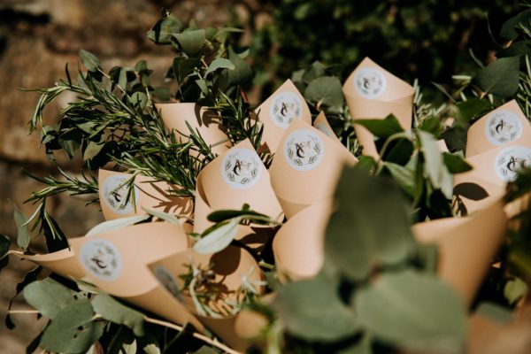 wedding decor ideas, vintage furniture weddings, wedding confetti station