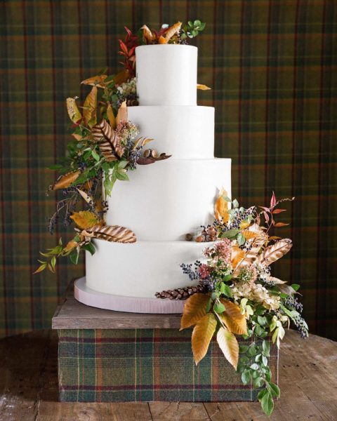 Fall & Autumn Wedding Cakes | See the all on One Fab Day