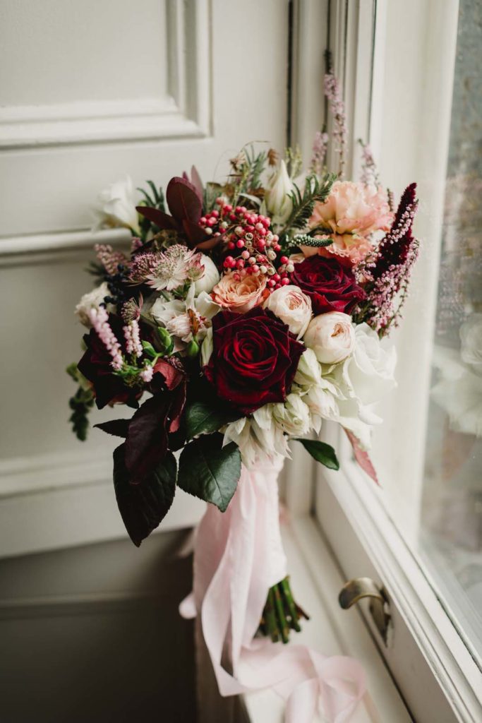 Guide to Autumn Wedding Flowers | One Fab Day