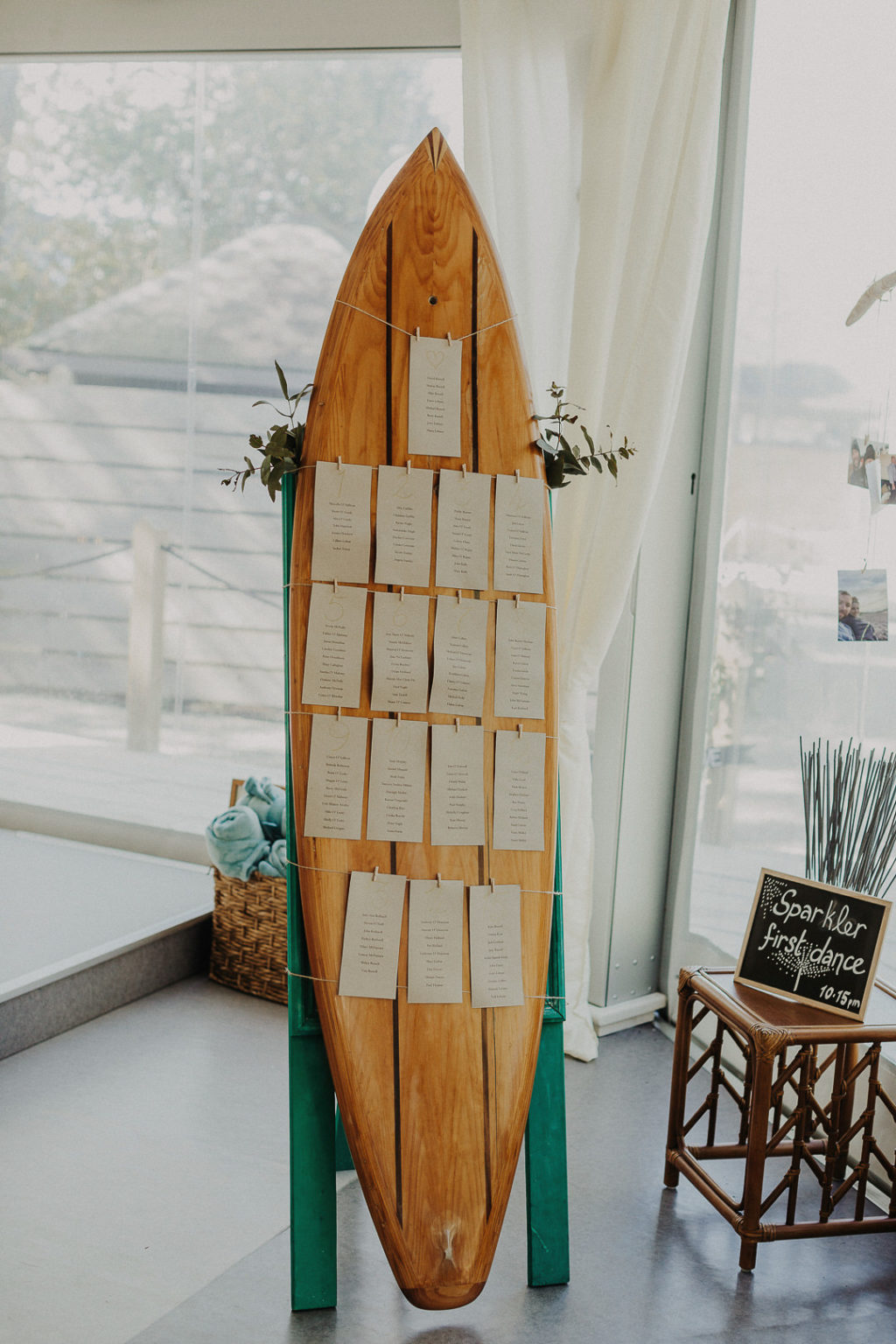 surf board wedding table plan