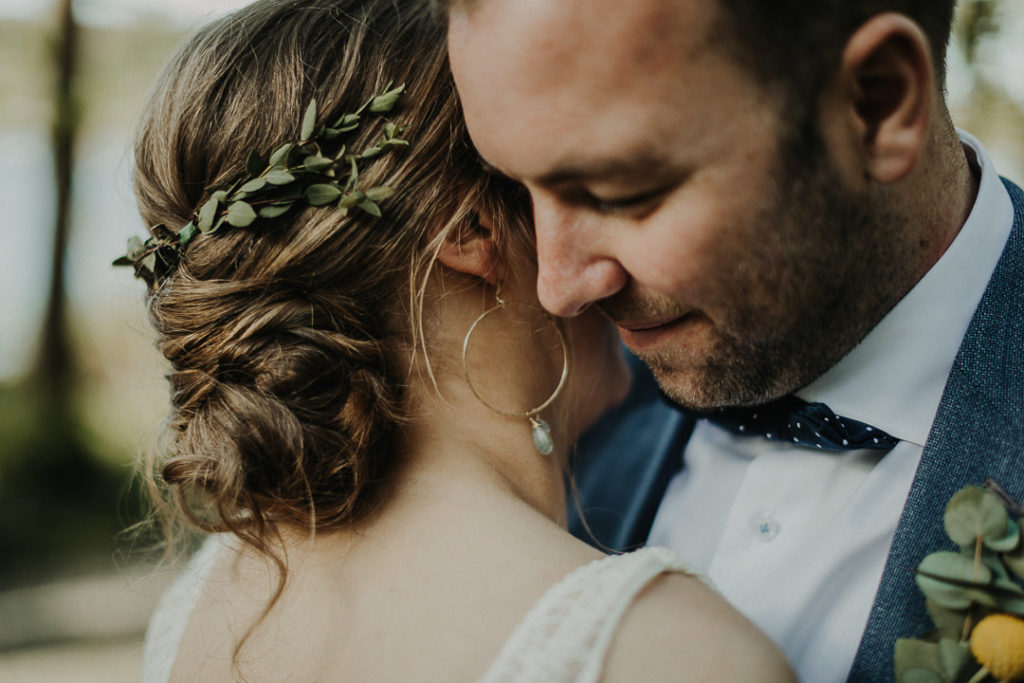 greenery bridal hairstyle, Inish Beg Estate wedding by Rafal Borek Photography (97)