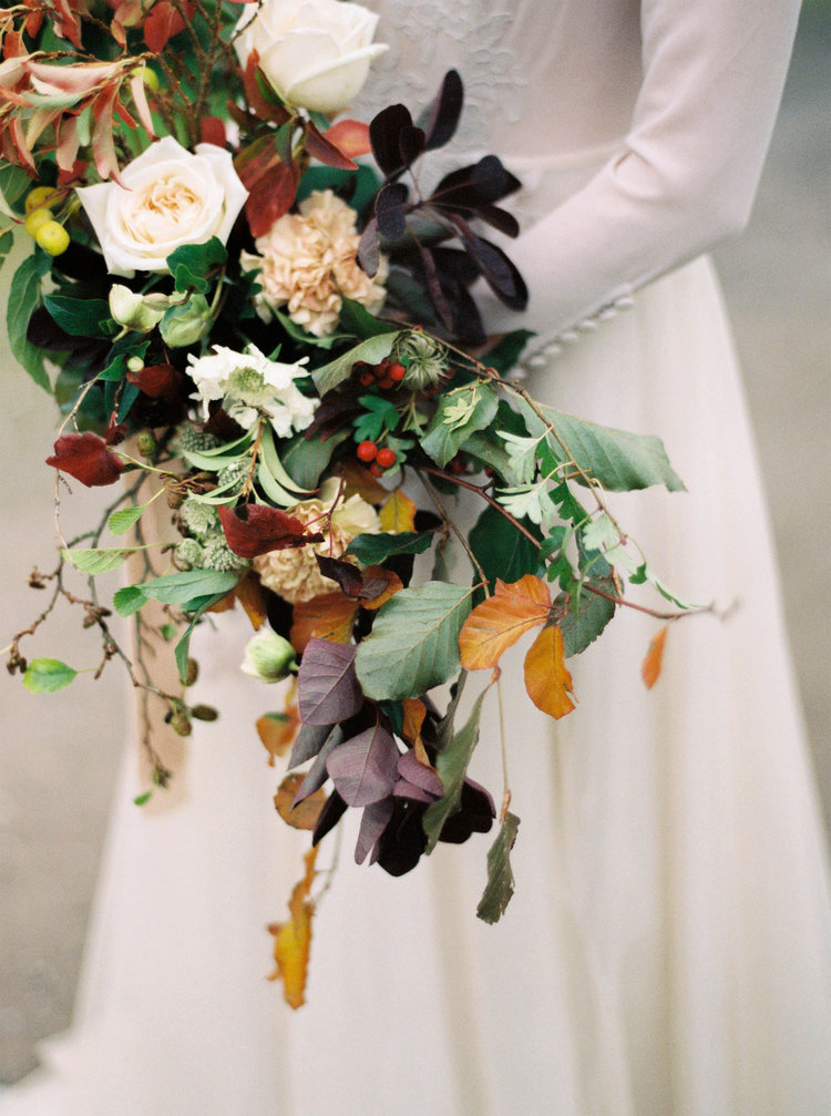 Guide to Autumn Wedding Flowers | One Fab Day