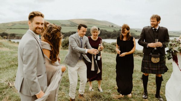 Destination wedding in Dingle, romantic elopement in Ireland, outdoor wedding in Ireland, cliffside wedding ceremony in Ireland Kerry