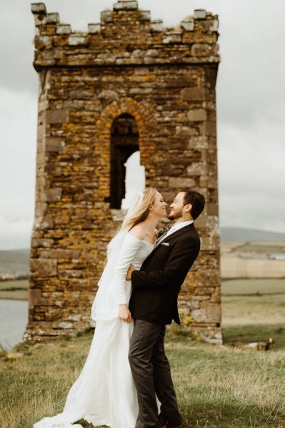 Destination wedding in Dingle, romantic elopement in Ireland, outdoor wedding in Ireland, cliffside wedding ceremony in Ireland Kerry