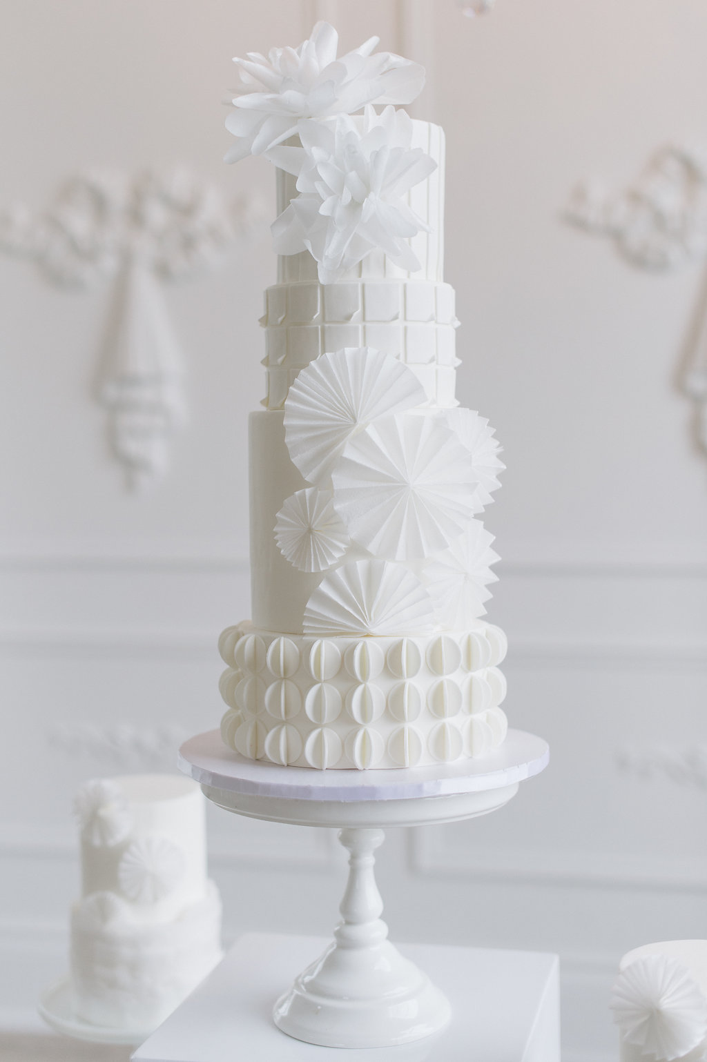 30 Modern Wedding Cake Designs | see them all on onefabday.com