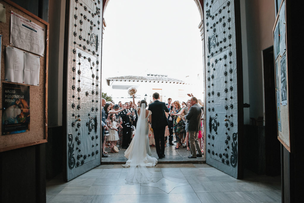 church wedding in Spain, Destination wedding in Spain, destination wedding in Alicante, Parroquia de Nuestra Senora del Consuelo wedding