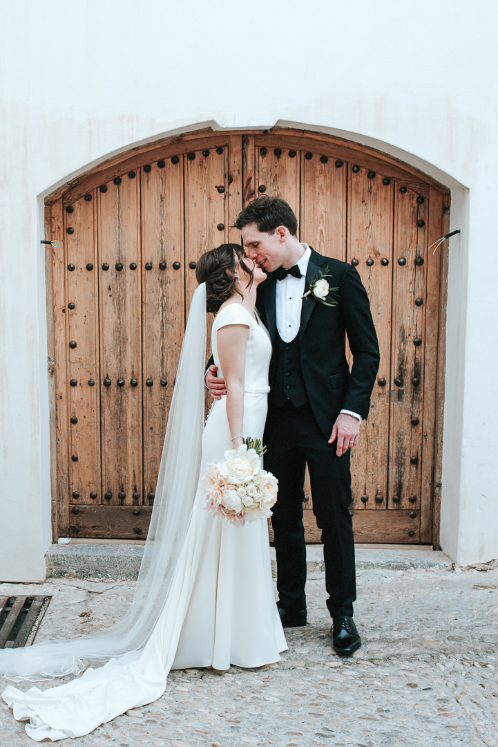 Destination wedding in Spain, destination wedding in Alicante, Parroquia de Nuestra Senora del Consuelo wedding