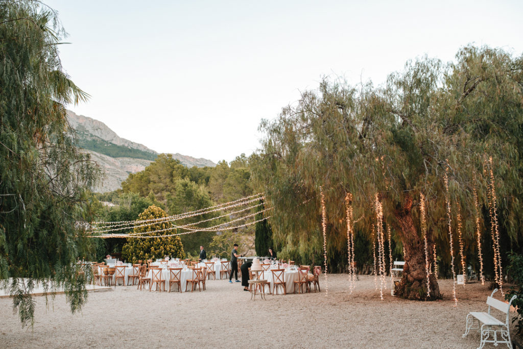 Destination wedding in Spain, destination wedding in Alicante, Parroquia de Nuestra Senora del Consuelo wedding