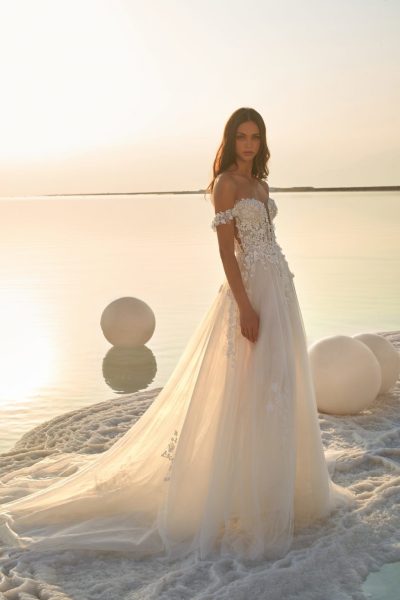 Fields of Pearls: Lee Petra Grebenau Wedding Dresses 2020