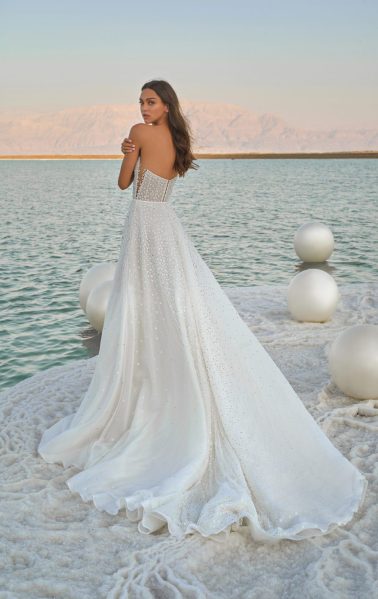 Fields of Pearls: Lee Petra Grebenau Wedding Dresses 2020