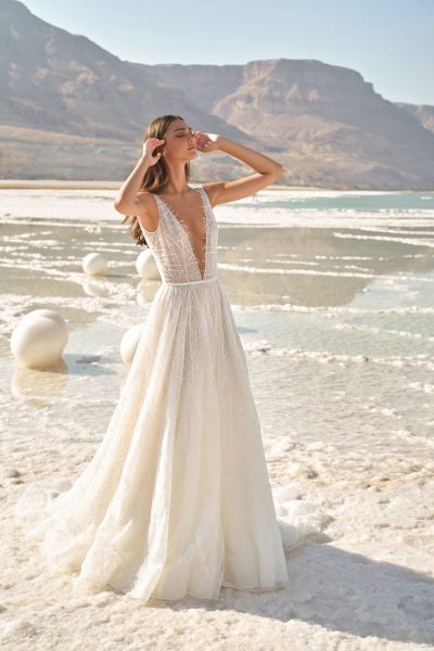 Fields of Pearls: Lee Petra Grebenau Wedding Dresses 2020