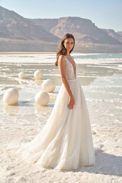 Fields of Pearls: Lee Petra Grebenau Wedding Dresses 2020