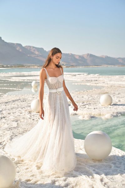 Fields of Pearls: Lee Petra Grebenau Wedding Dresses 2020