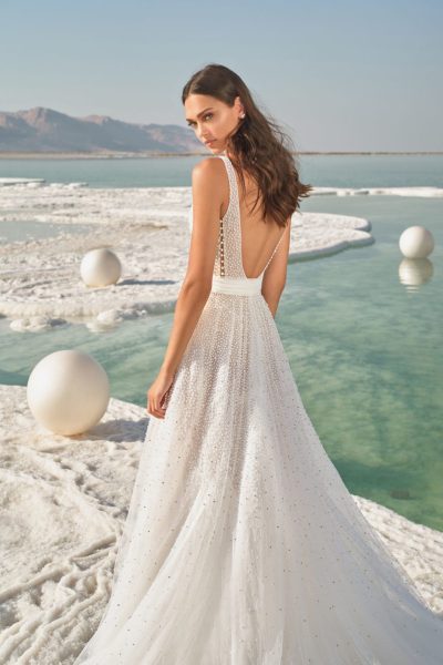 Fields of Pearls: Lee Petra Grebenau Wedding Dresses 2020