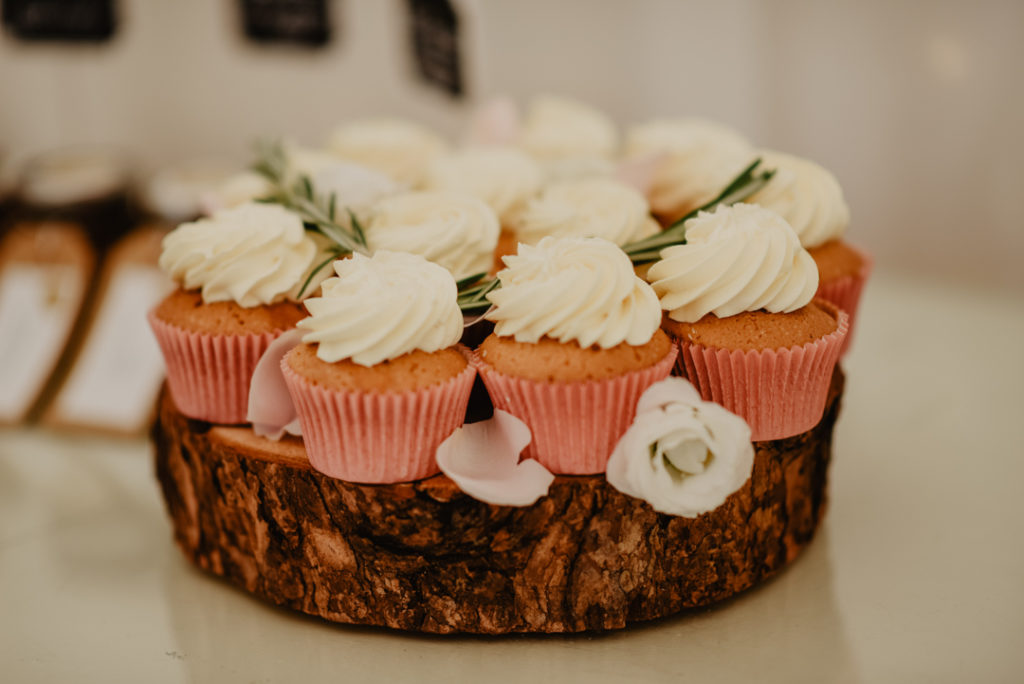 wedding cupcakes, wedding sweet treats