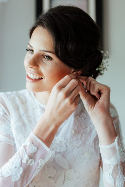 Natural wedding makeup, photo by Olga Hogan Photography