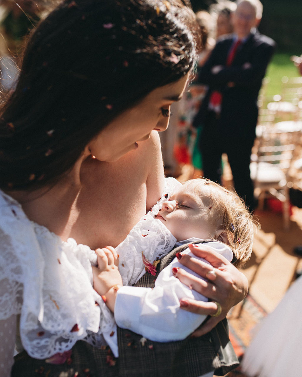 babies at weddings, do you have to invite guests babies to your wedding, children at weddings, wedding guest dilemma (1)