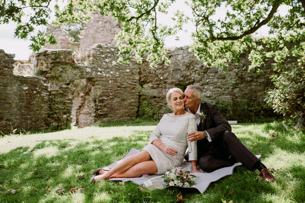 Kribben Cottages marquee wedding by Karen Grattan Photography