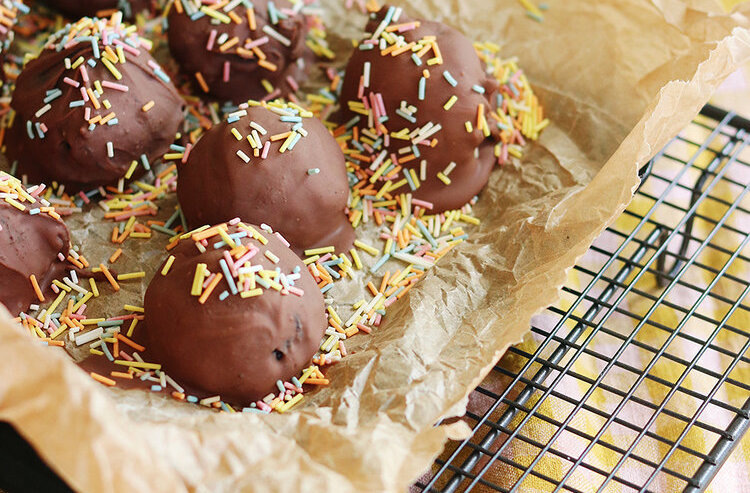 Chocolate Oreo Balls