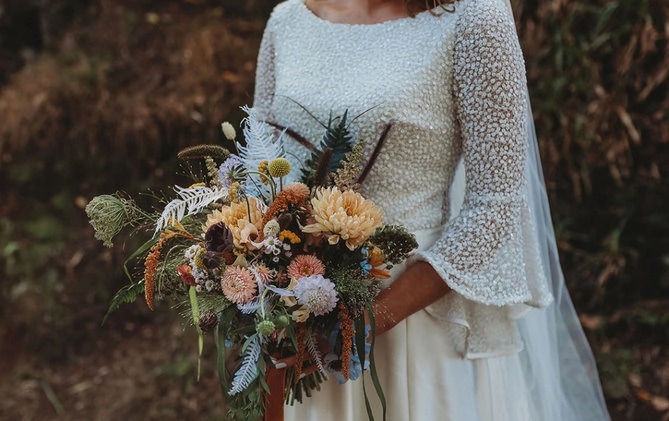 Guide to Autumn Wedding Flowers | One Fab Day