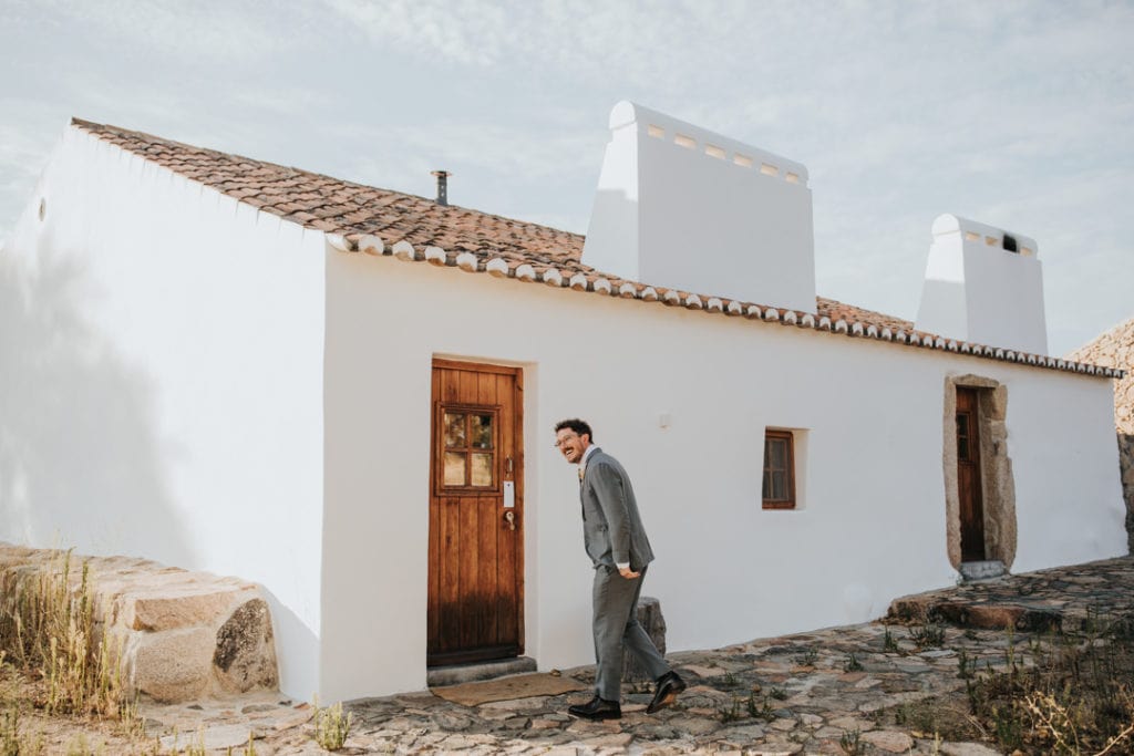 Stylish Portugal elopement by Hugo Coelho Fotografia