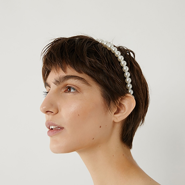 Chic & Contemporary Bridal Hairstyles | see them all on onefabday.com