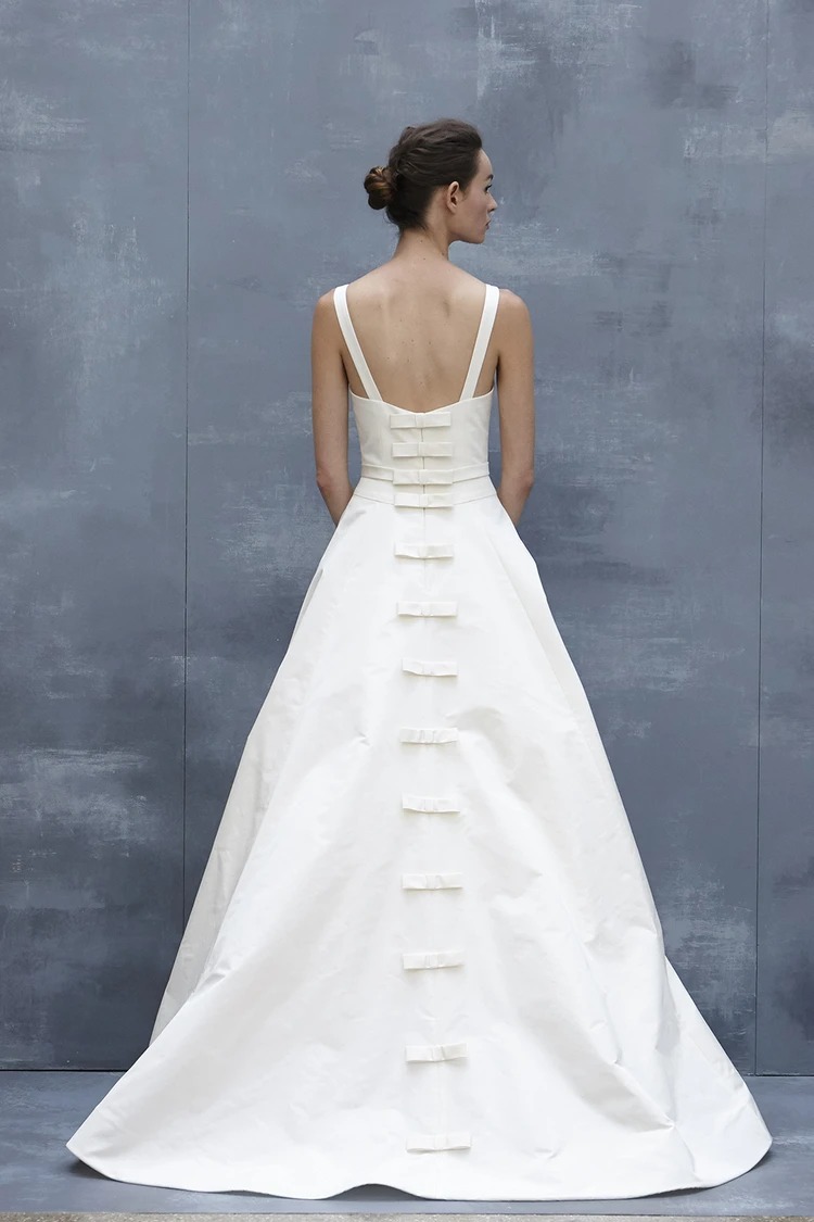 Bow Wedding Dresses | One Fab Day