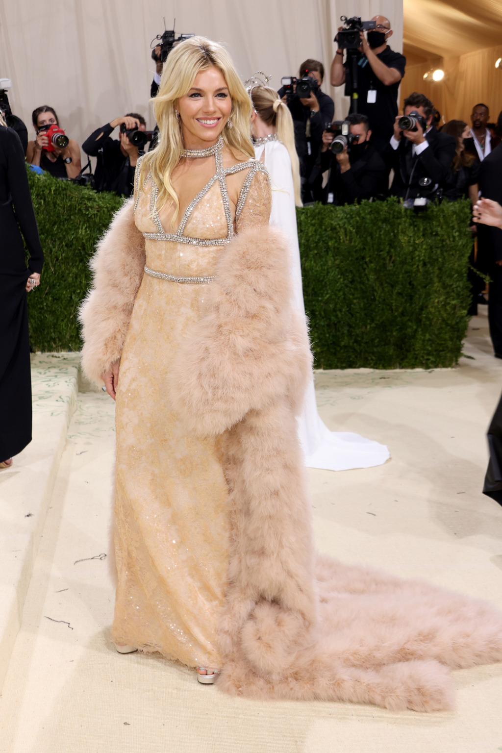 Met Gala 2021 Sienna Miller