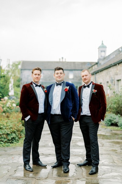 Groom with groomsmen best man rest silk suits rose exterior