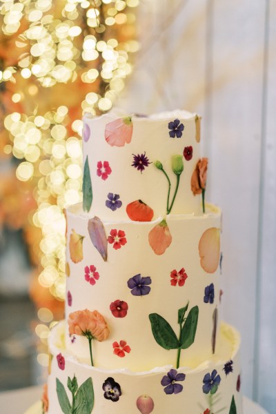 Up close floral flower design patterned cake