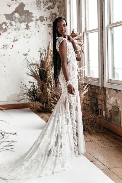 Rue de Seine Wave Rider Bridal Collection 2022 (Dress: Rafia - Sienna)