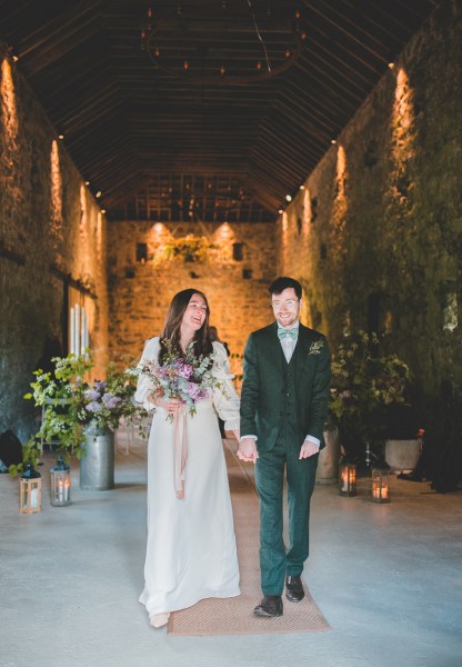 Juniper Barn Photography real weddings bride groom ceremony hand holding flowers