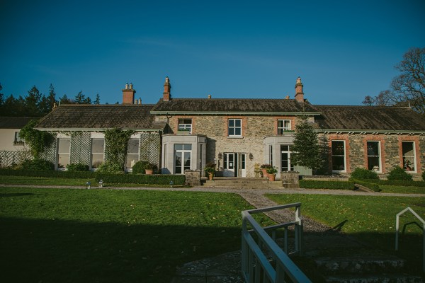 Exterior house hotel garden