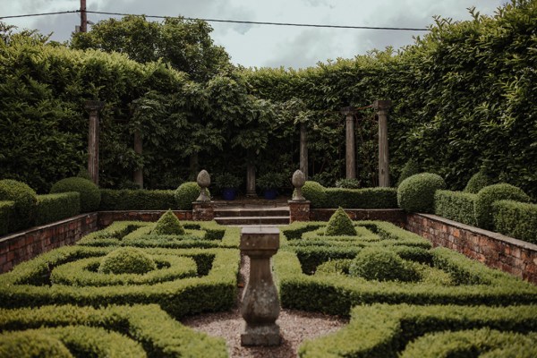 Exterior garden design maze wedding